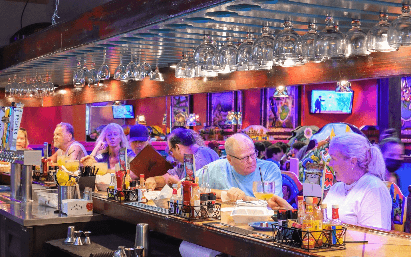 Los Magueyes Mexican Restaurant Rewards