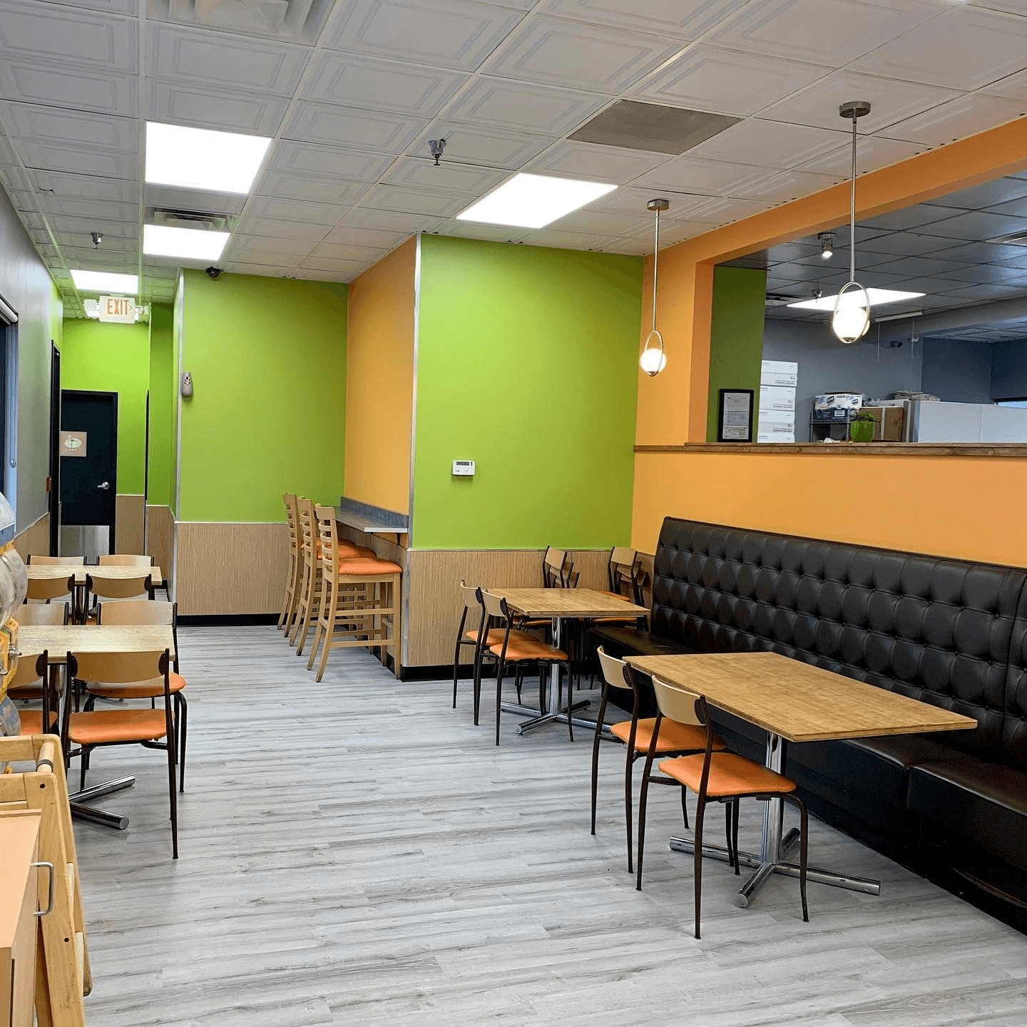 A Fresh, Modern Dining Experience