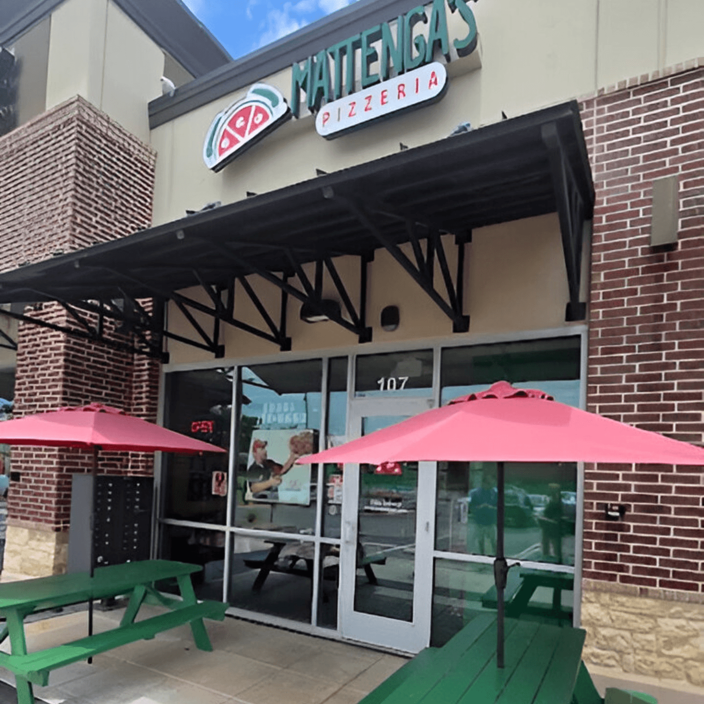 Welcome to Mattenga's Pizzeria 46 HW New Braunfels