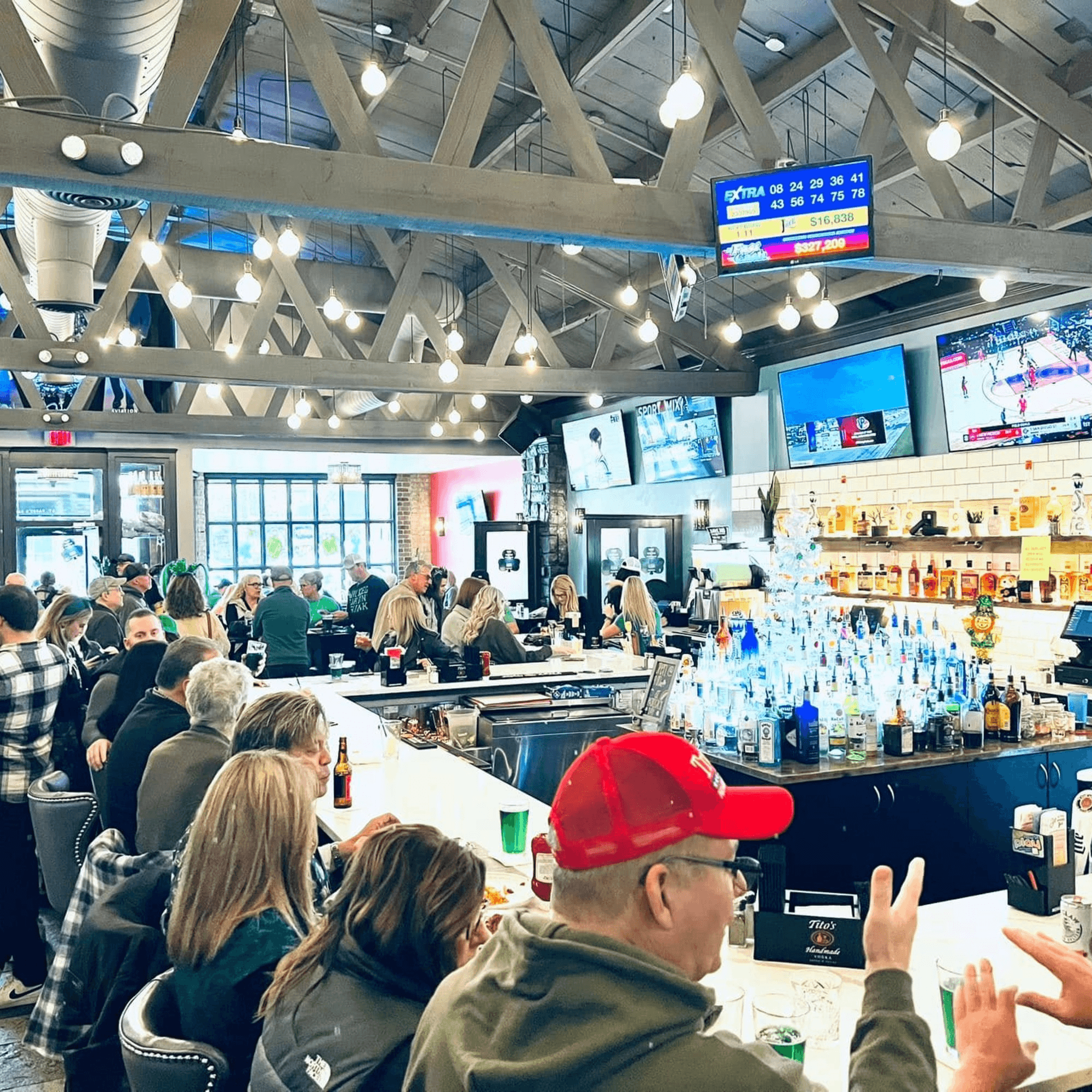 Label Kitchen + Bar gallery image #1