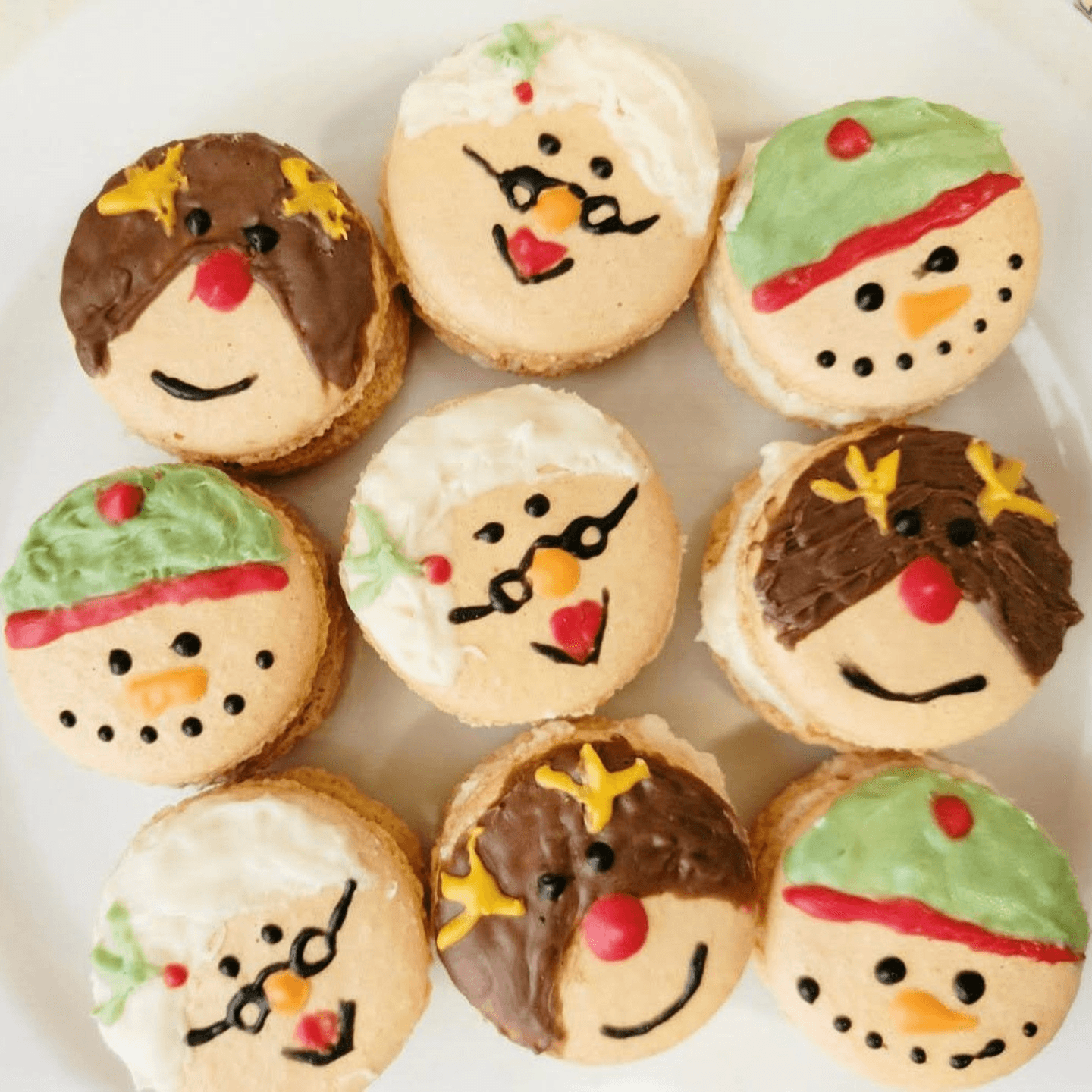 Seasonal Macarons Available!