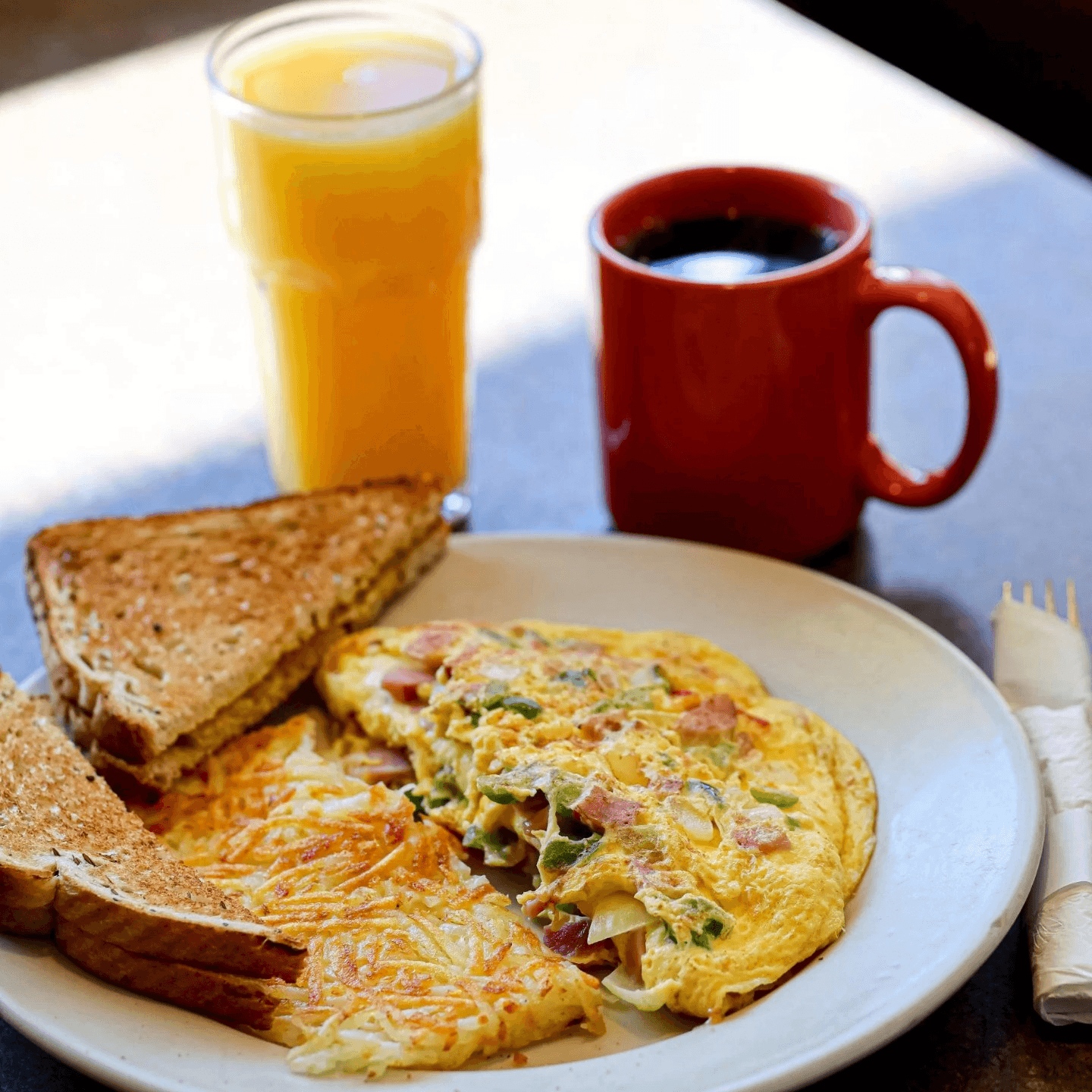 Start Your Day Right with a Hearty Breakfast 🌅
