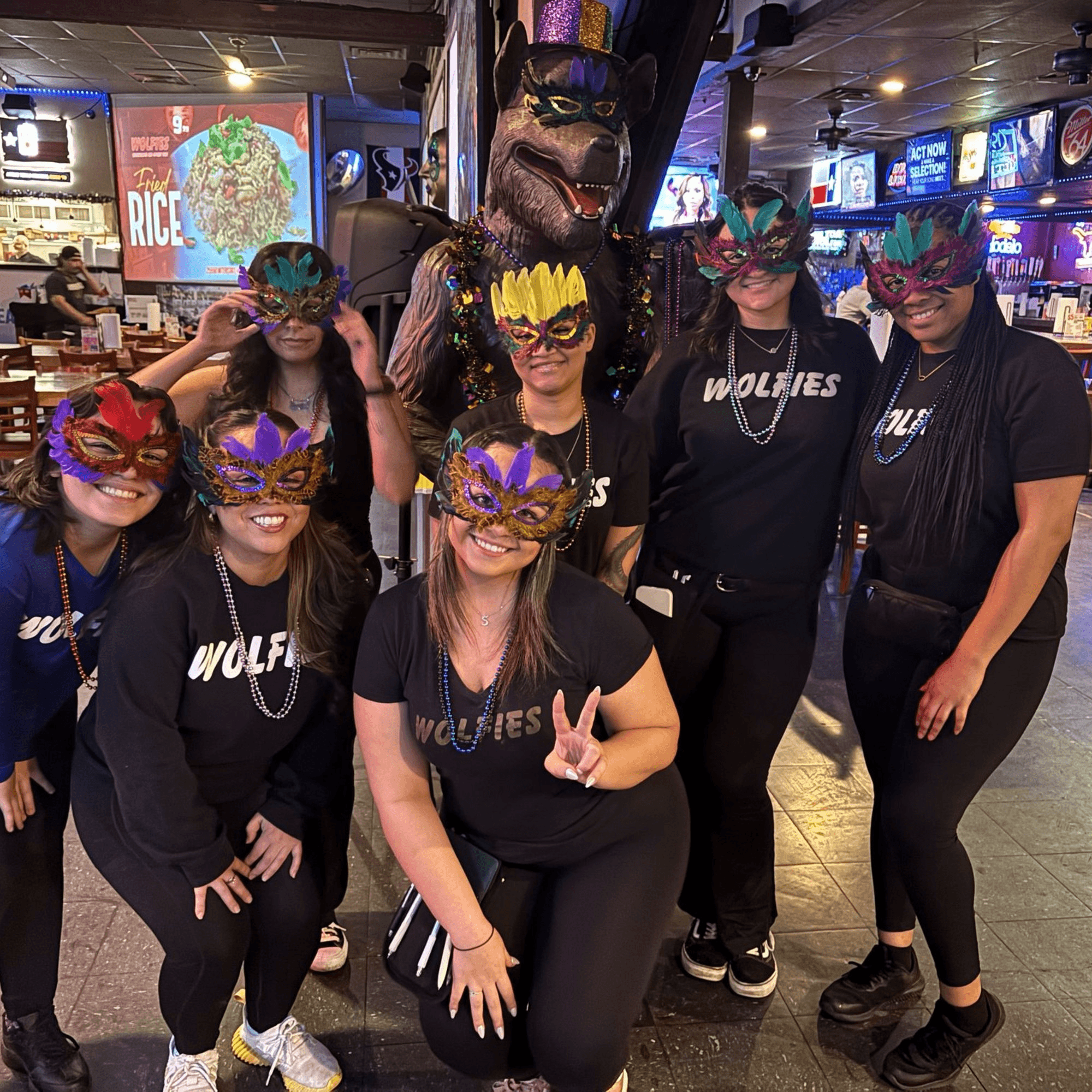 Wolfies Restaurant and Sports Bar gallery image #36