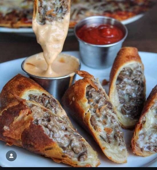 Steak & Cheesy Egg Roll Combo.
