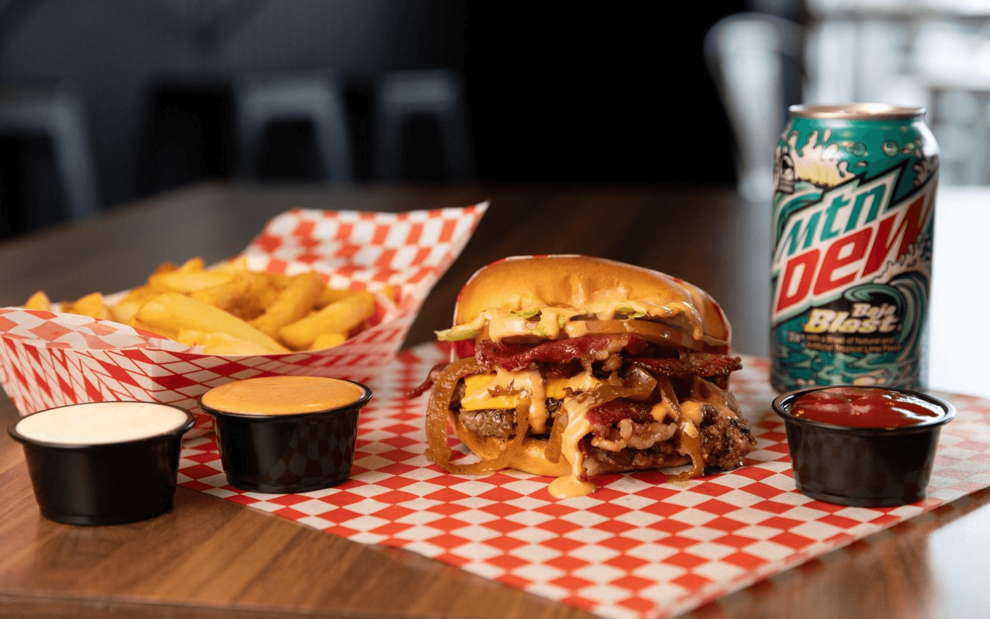 BRIEFING×ASOMATOUS HANGBURGER Best Cheeseburger in Washington | SMA5H