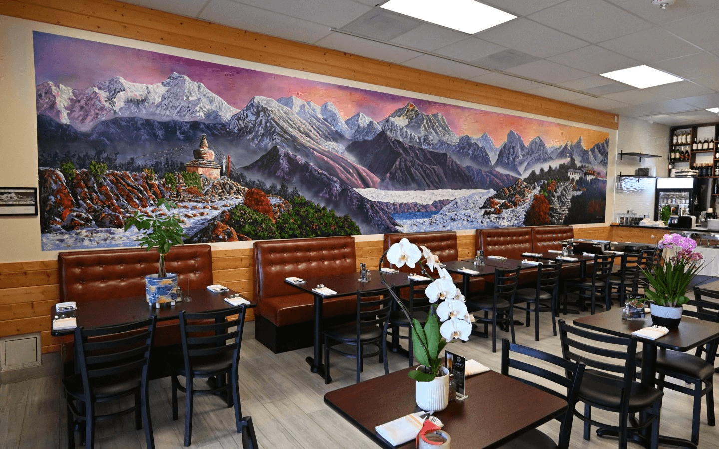 Welcome to MOMO & CURRY NEPAL