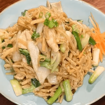 Pad Egg Noodle.