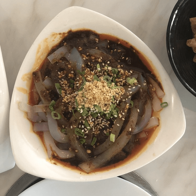 芝麻凉面 Cold Sesame Noodle with Peanut.