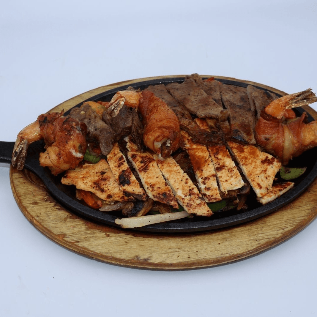 Fajitas Trio.
