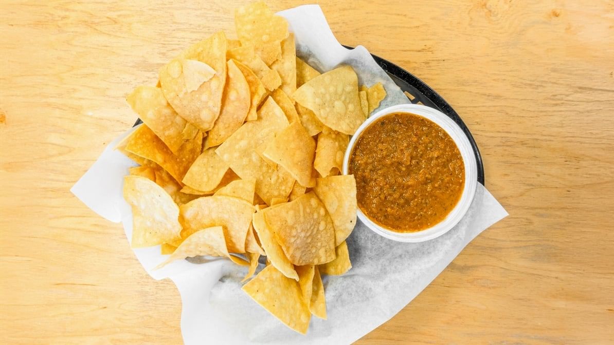Chips & Salsa.