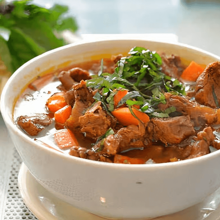 39. Hủ Tiếu Bò Kho - With Rice Noodles.