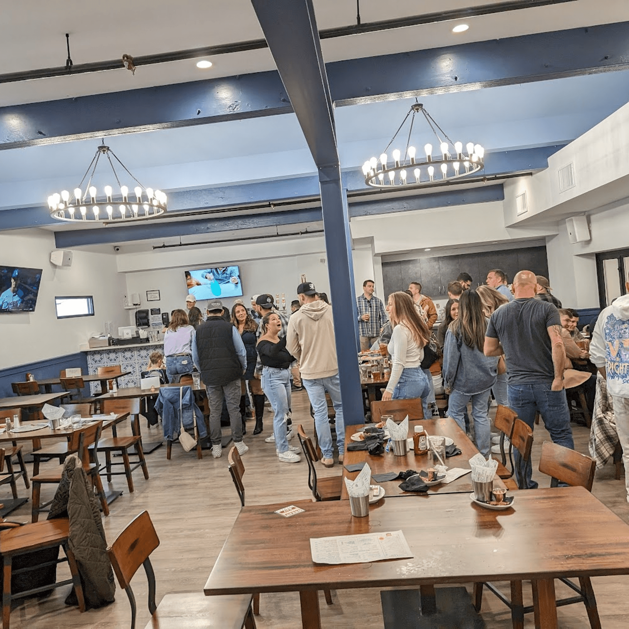 Great South Bay Brewery Lindenhurst Best brewery in Lindenhurst, NY