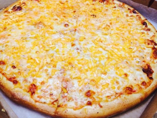Cheese lovers pizza.