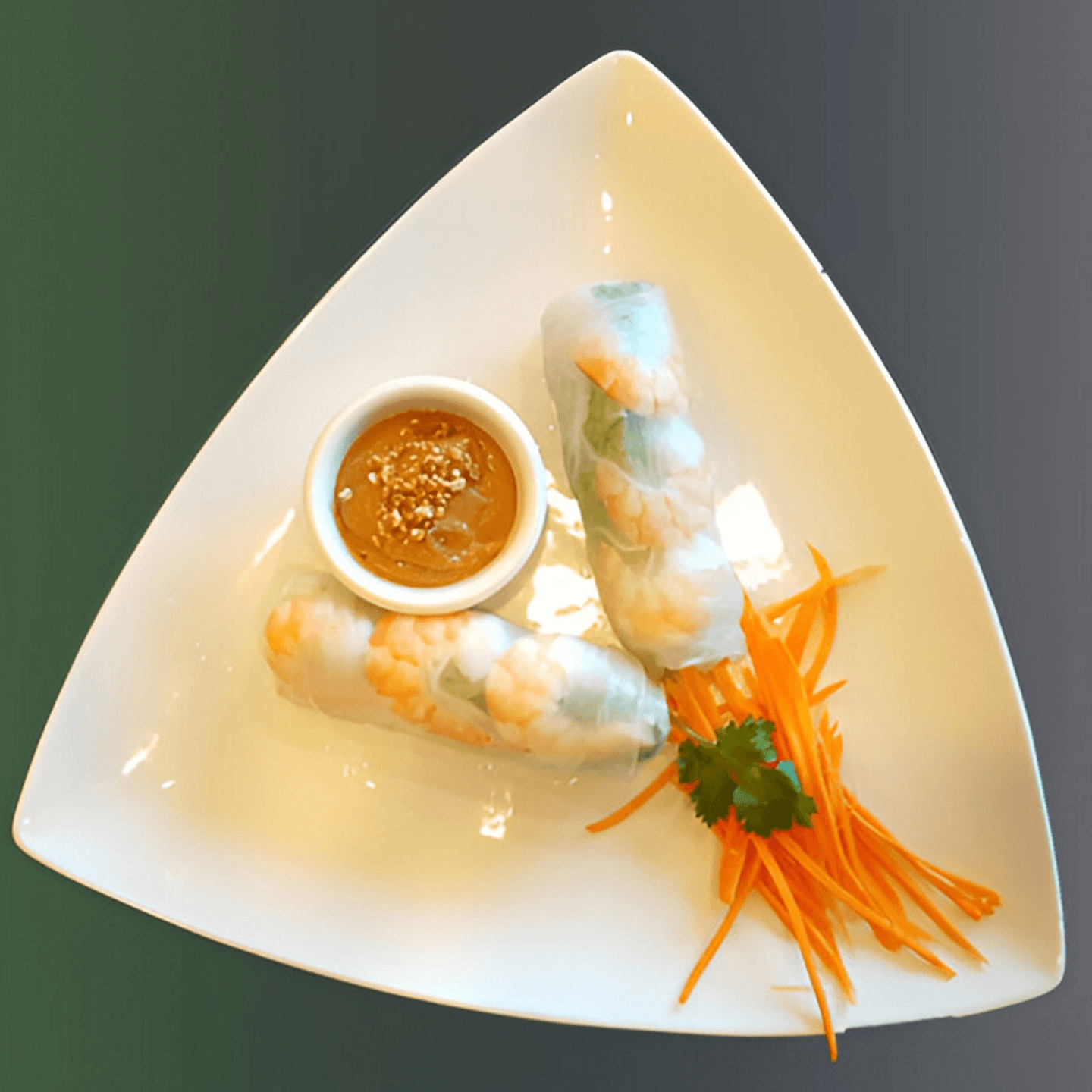 Yummy Thai Restaurant Opens New Bar in Irving, TX