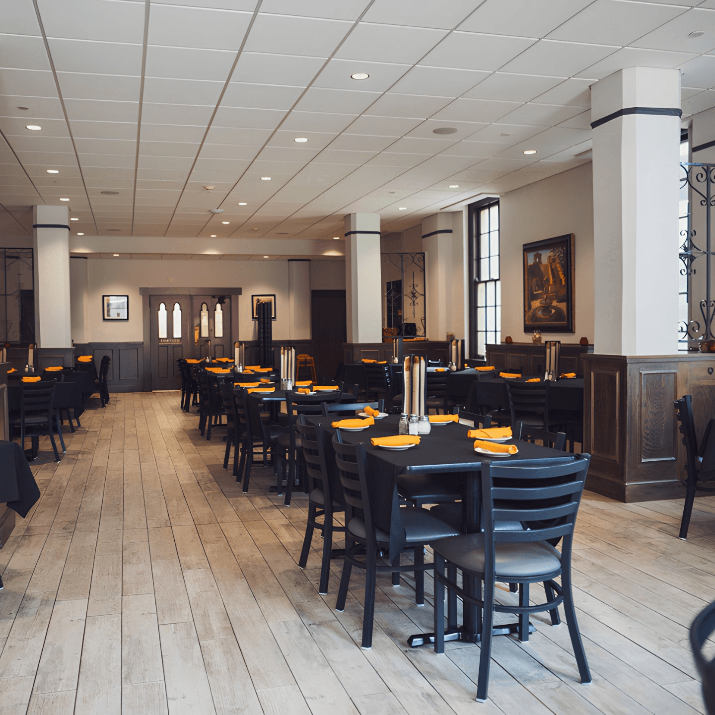 Why Visit Roma Ristorante Italiano?