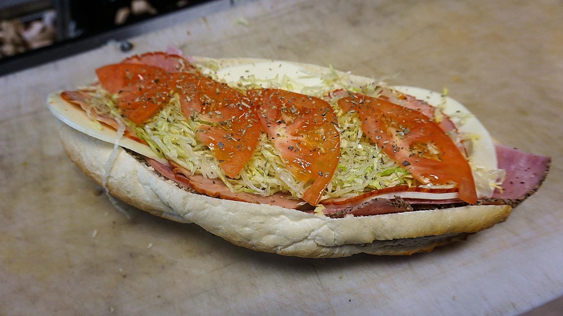 Italian Hoagie (Hoagie).