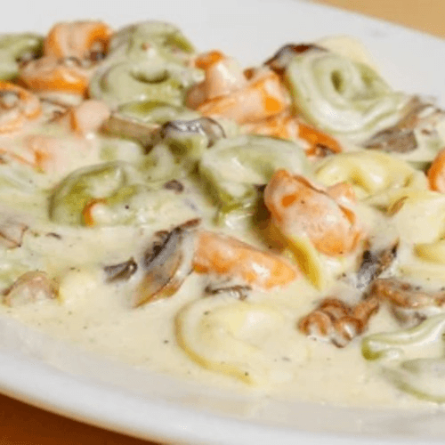 Tortellini Alla Panna.