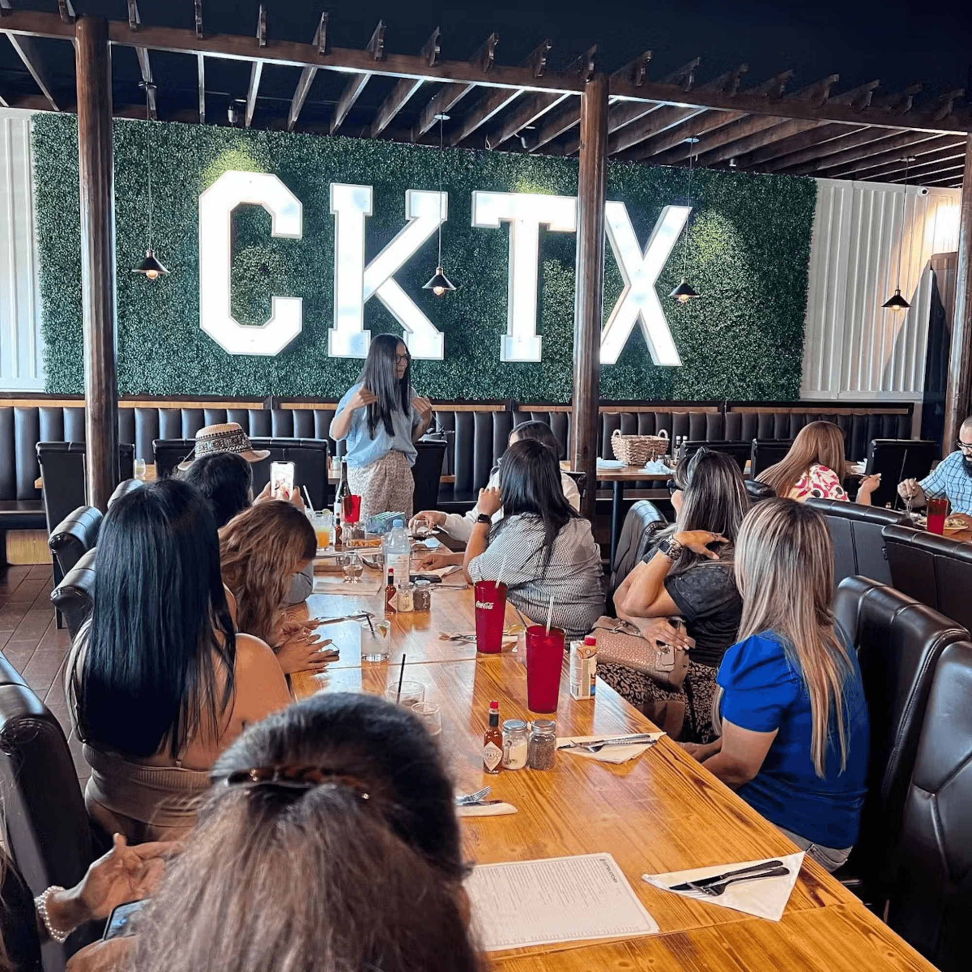 Cutten Kitchen gallery image #1