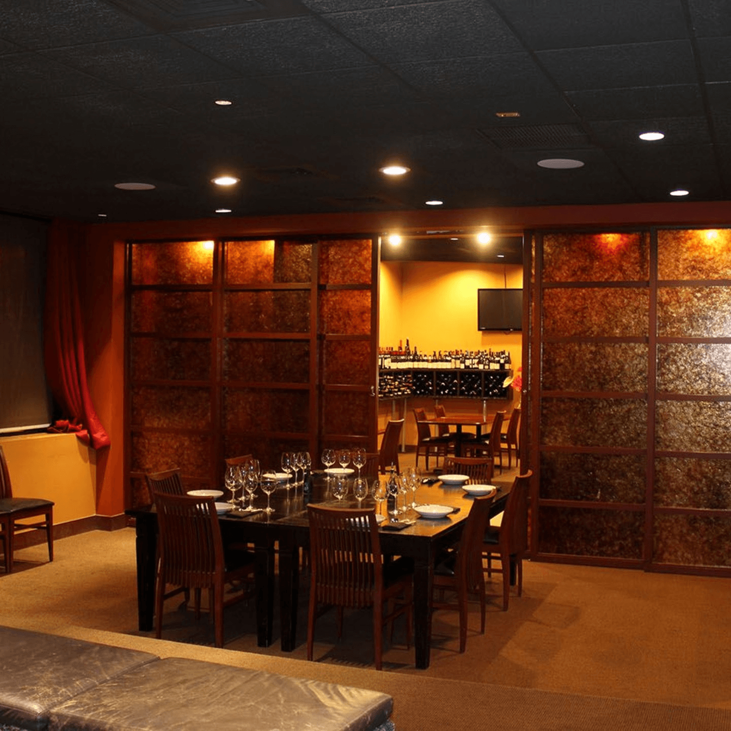 We Can Arrange a Banquet for Various Events