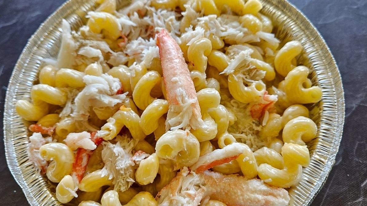 Crab Mac & Cheese.
