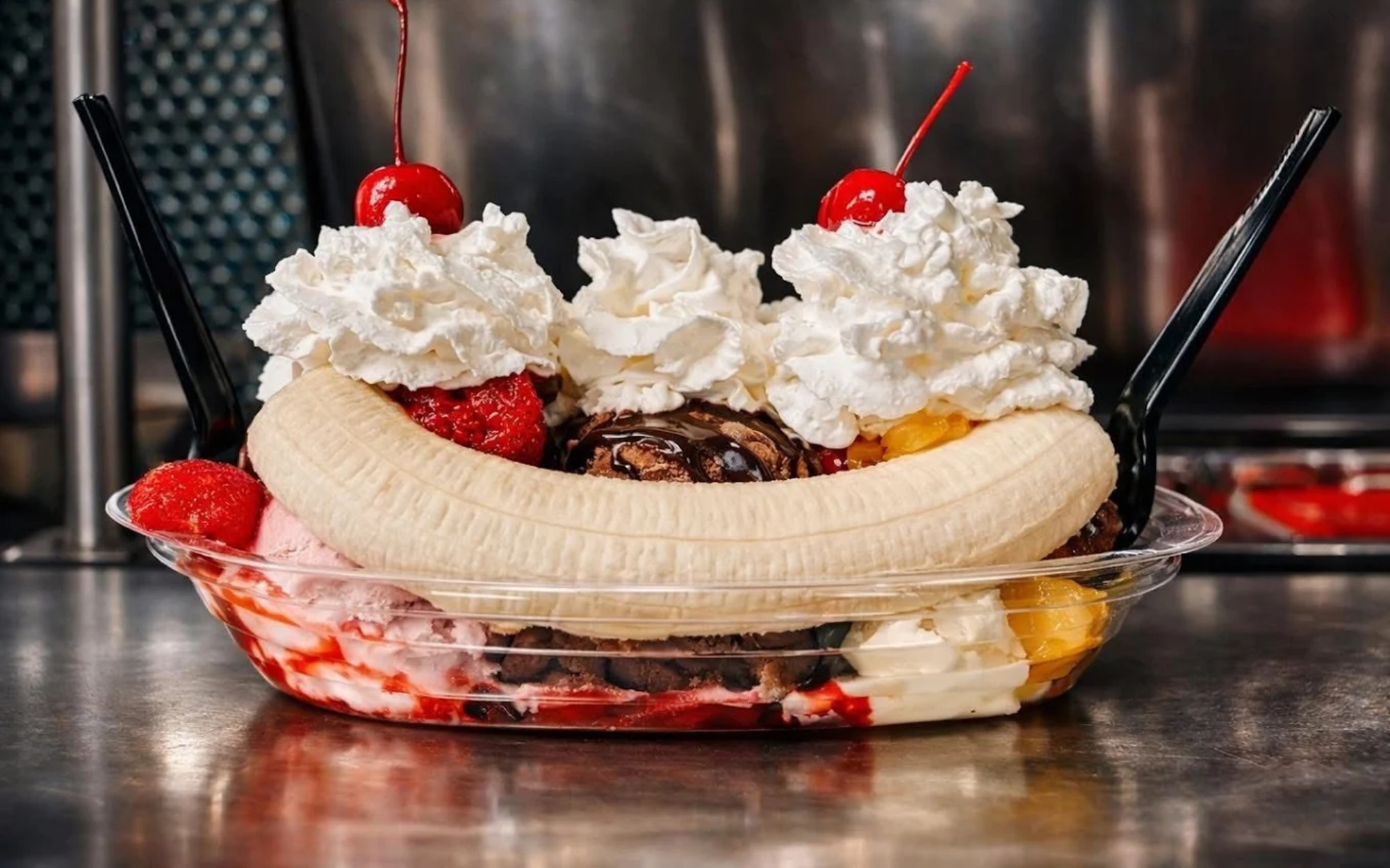 Best Diner in Frostproof, FL | Frostbite Ice Cream & More | Diner near me