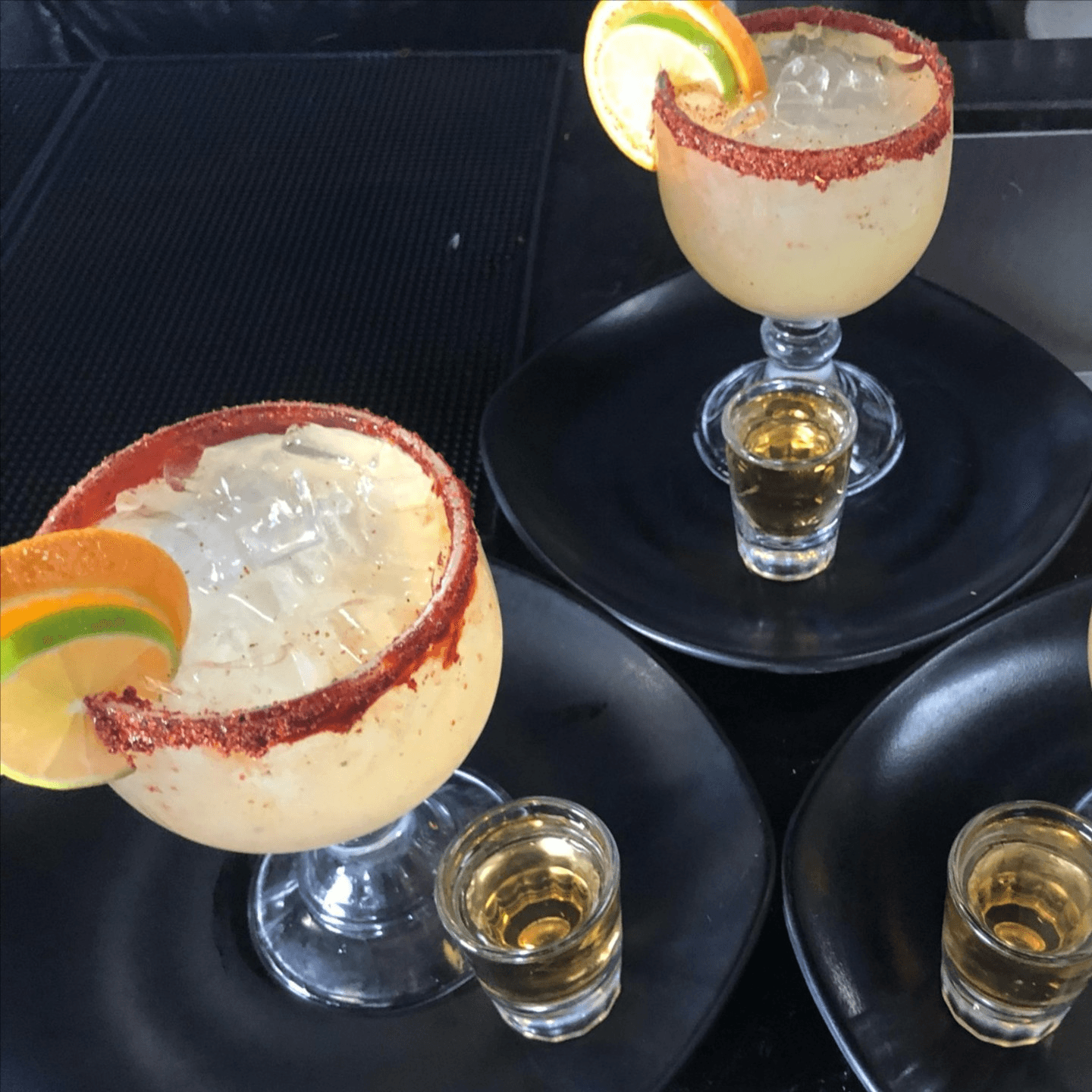 🍹Join Us for Happy Hour : Mon-Fri 3-6 PM