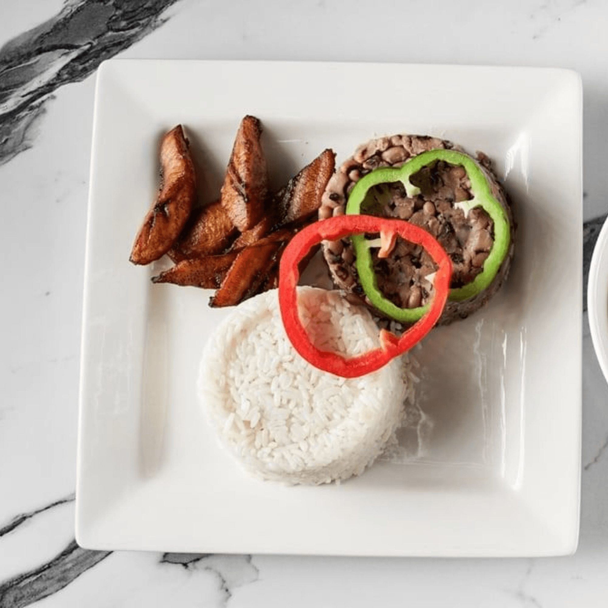 Sarabell Calabar Restaurant gallery image #2