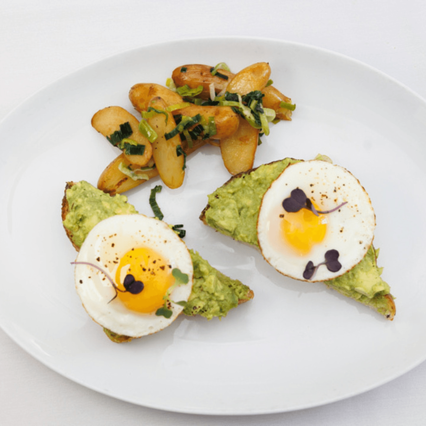 Breakfast, Lunch & Weekend Brunch 