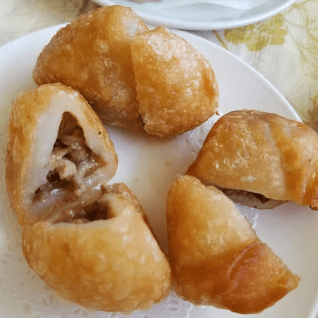 Deep Fried Meat Dumplings (3) / 家鄉鹹水餃.