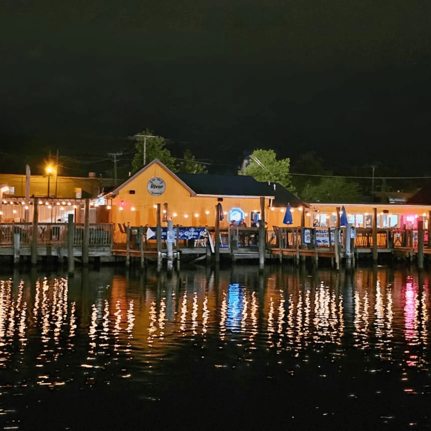 Welcome to On the River Tavern & Mo’s Cigar Bar