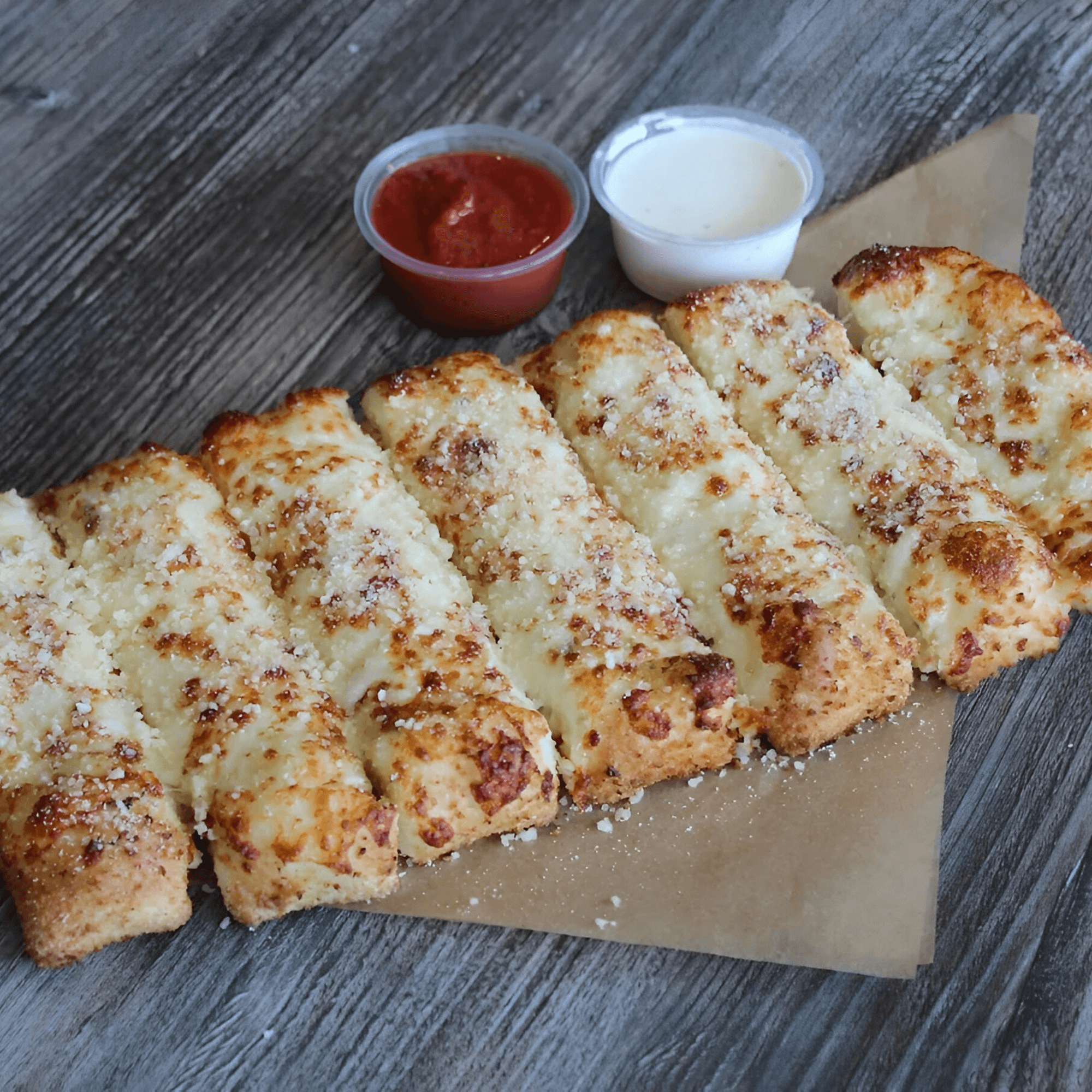 Canadian Pizza & Grill gallery image #5