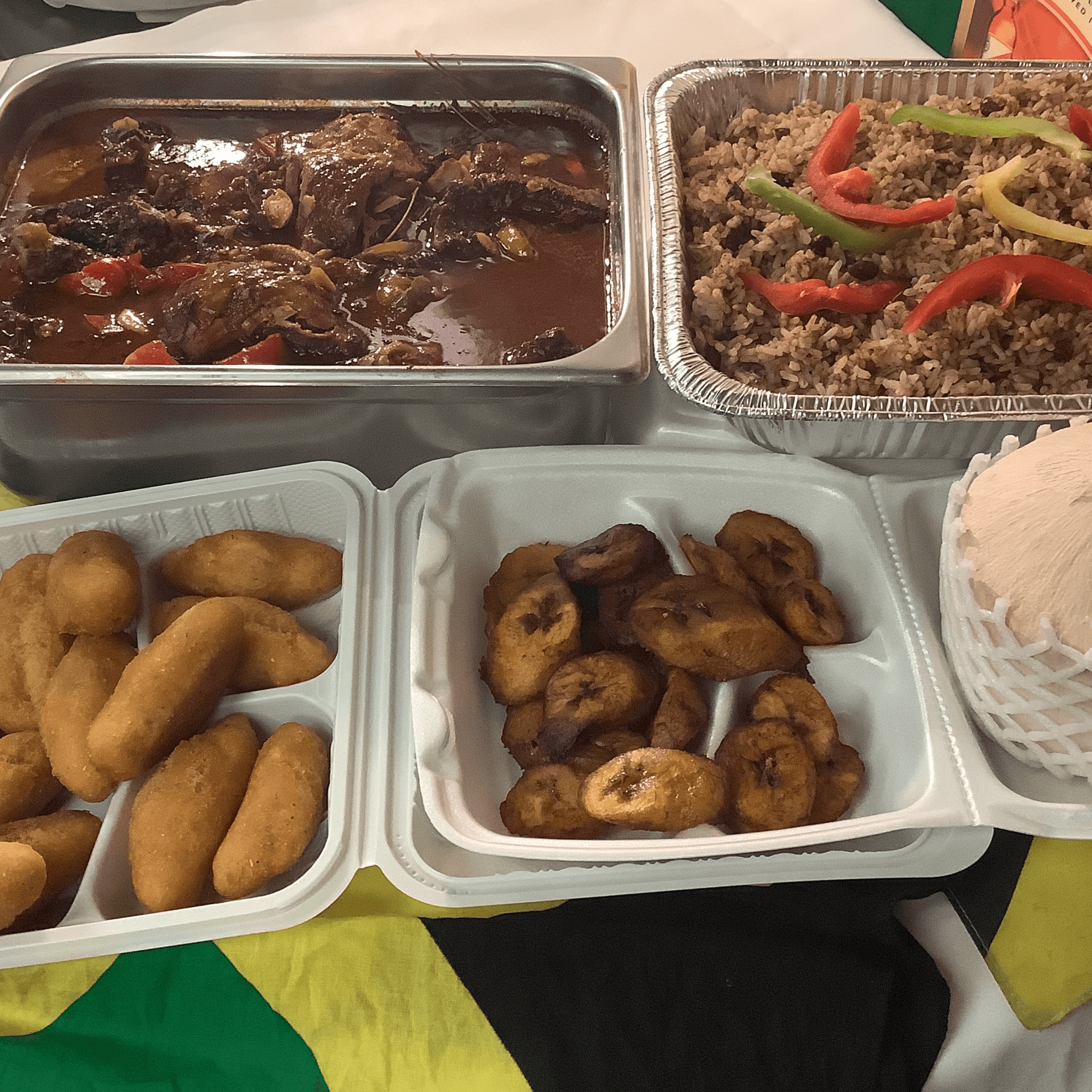 Brownstew Chicken Meal (catering).