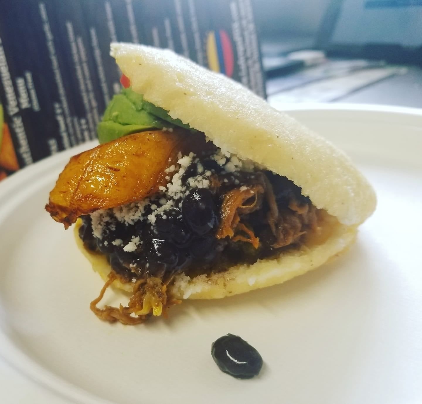 Arepa Pabellon.