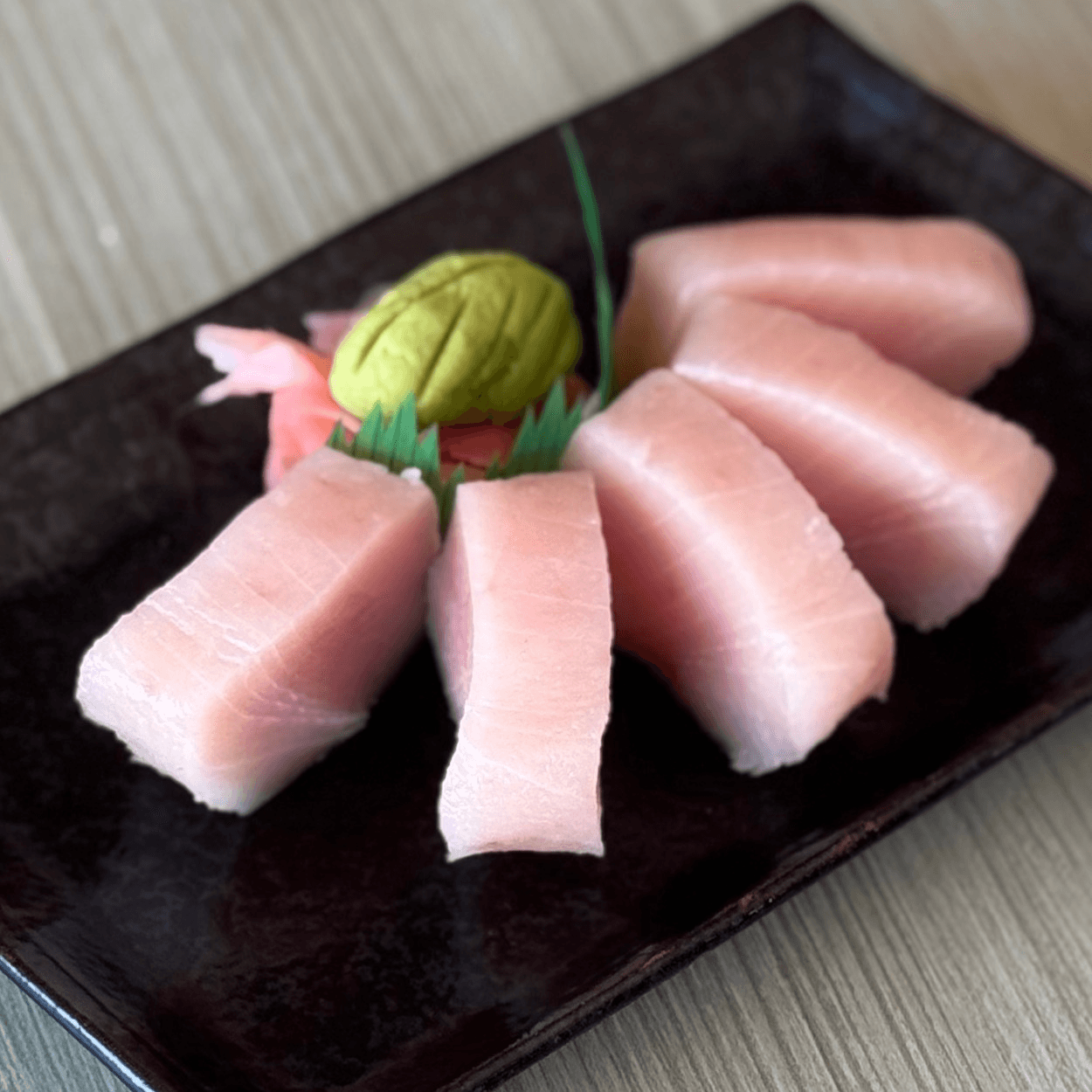 1192. Albacore (White Tuna) Sashimi.