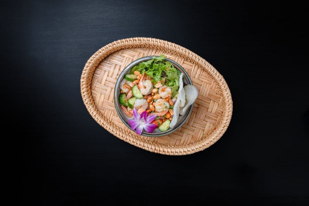 Yum Goong (Shrimp Salad) ຍໍ່າກຸ້ງ.