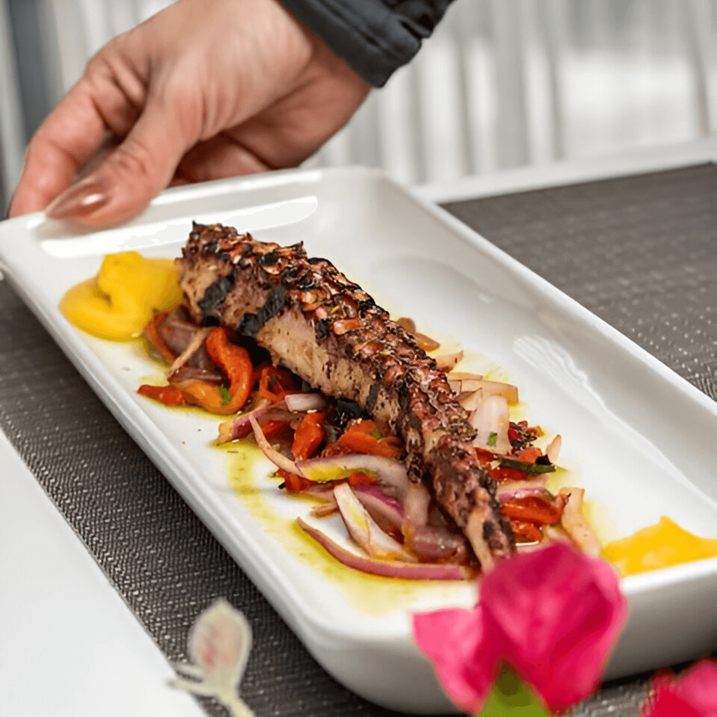 Fresh, House-Made Specialties🍽️