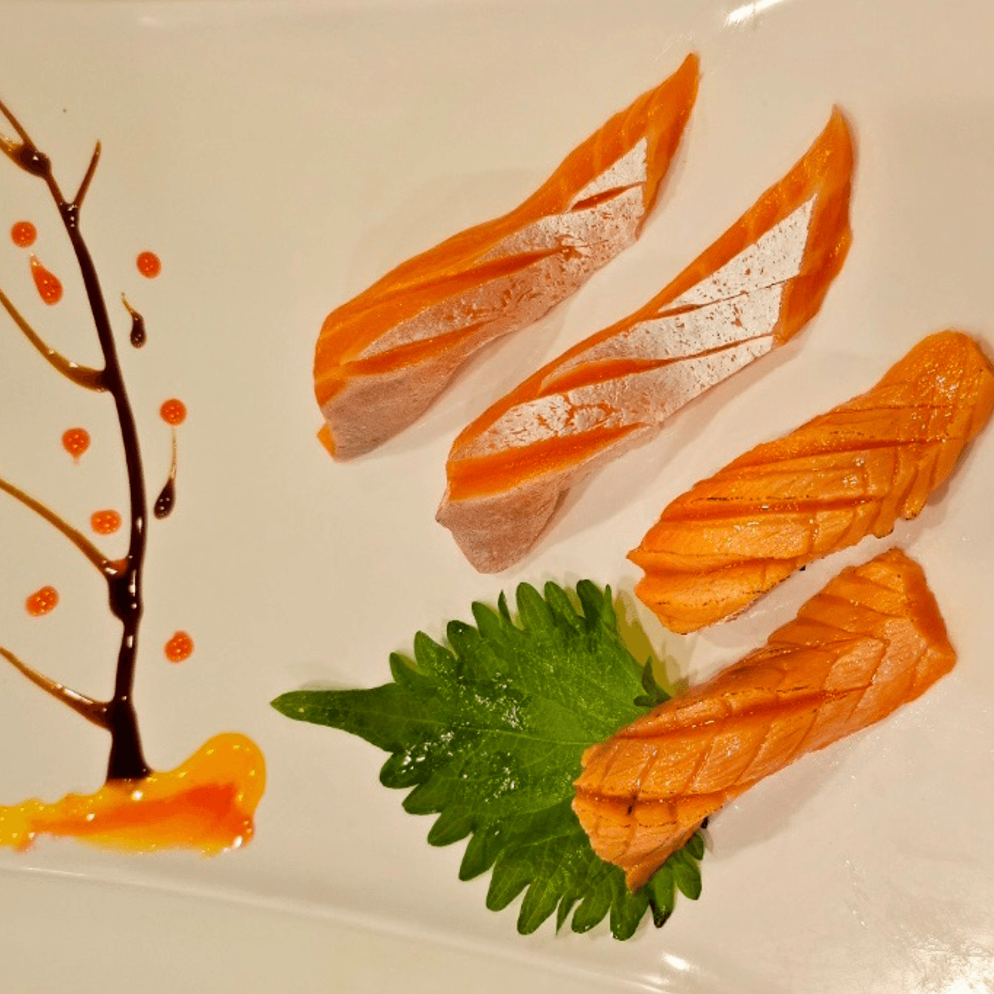Sushi & Wok gallery image #3