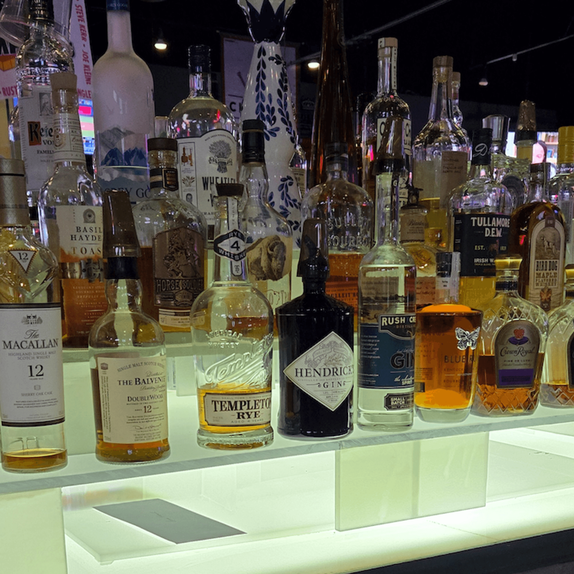 Saylor Mick's Pizza & Pub gallery image #6