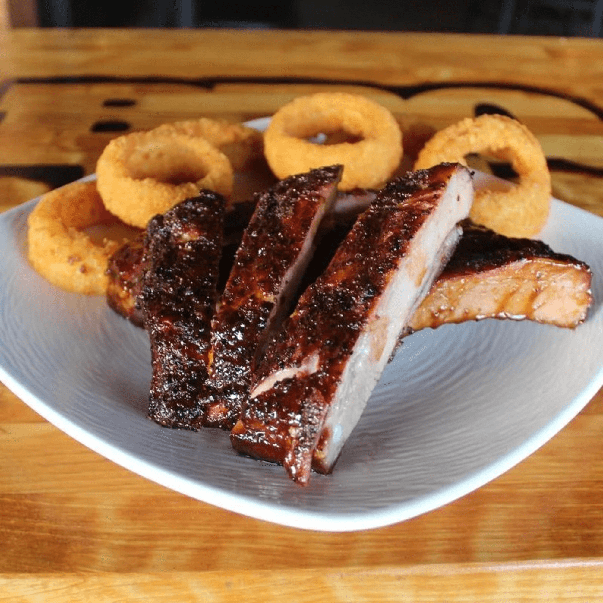 BBQ House Bar & Grill gallery image #2