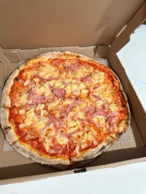 Hawaiian Pizza (12" Medium).