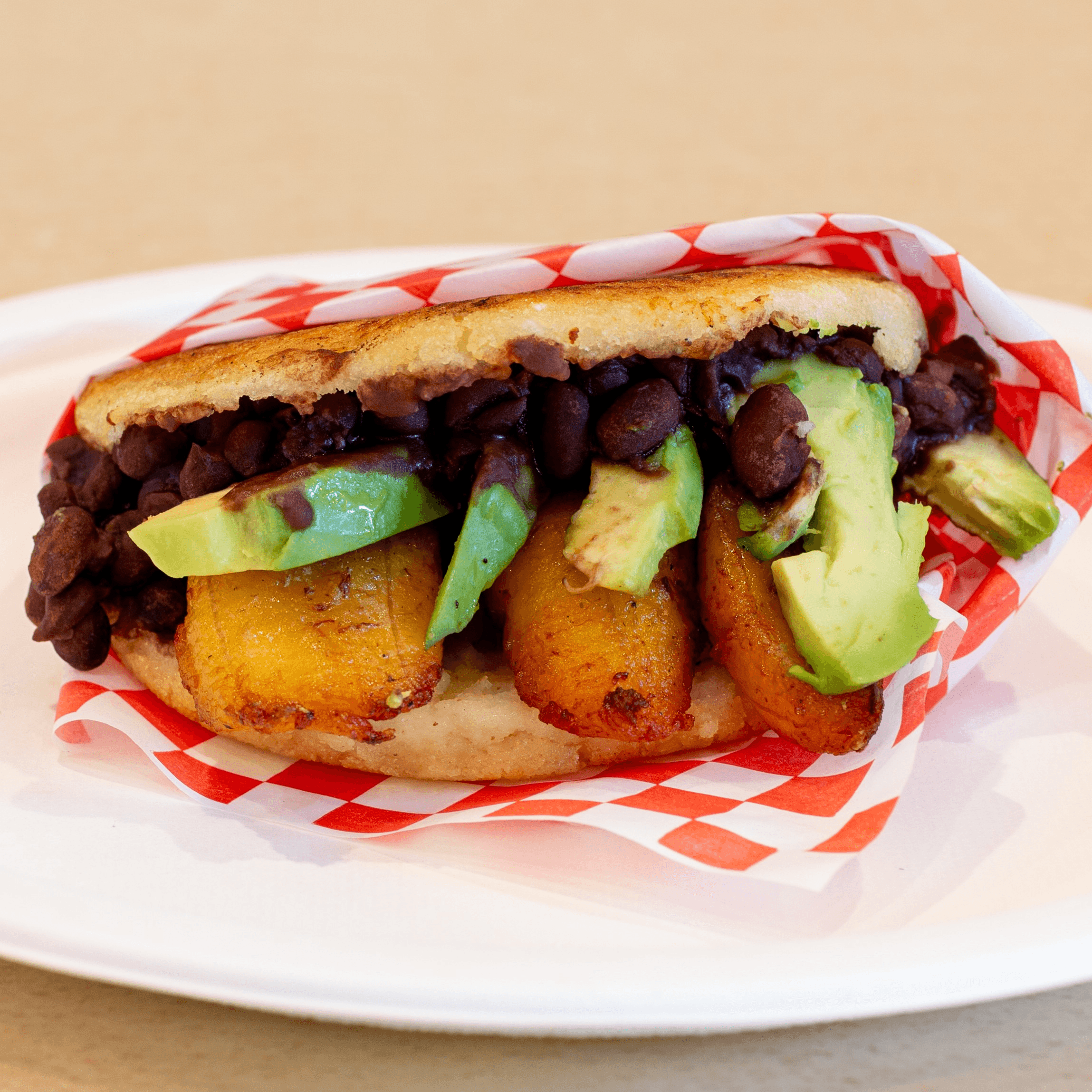 Vegetarian Arepa - Arepa Vegetariana.