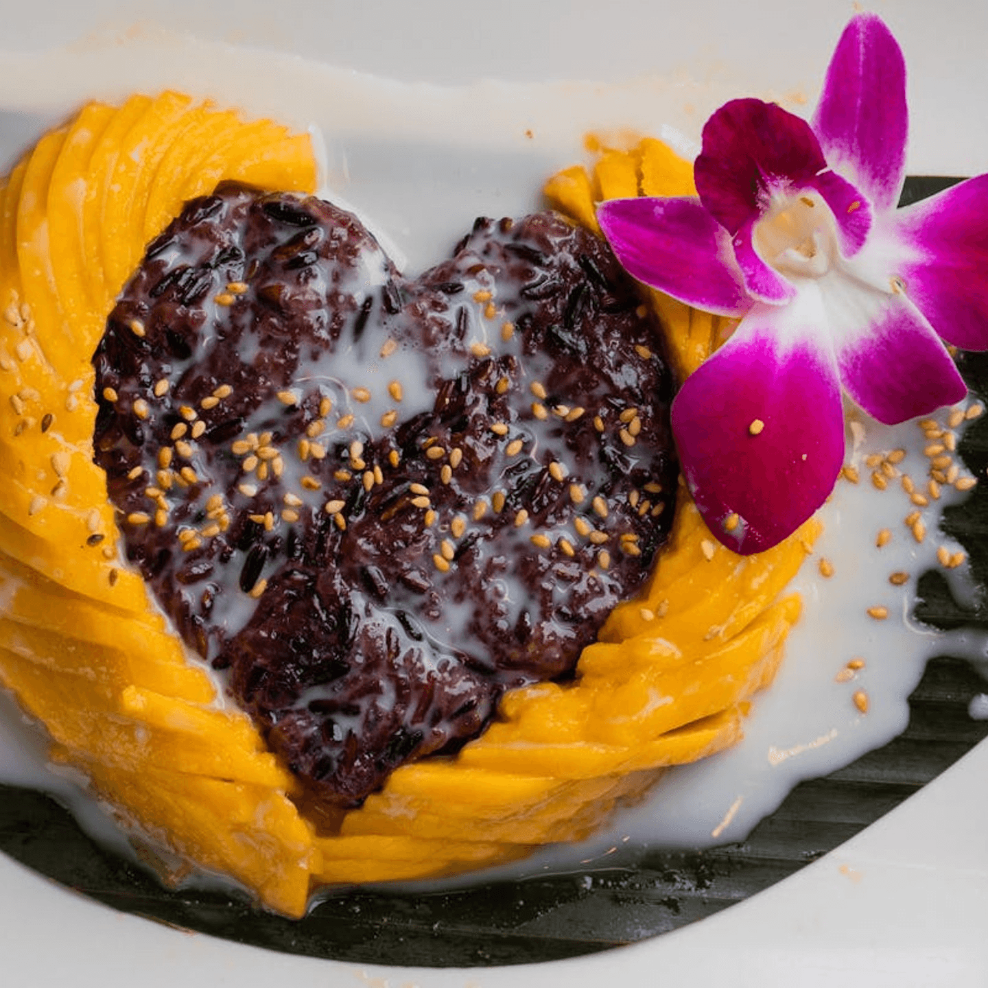 A Sweet, Creamy Paradise in Every Bite!
