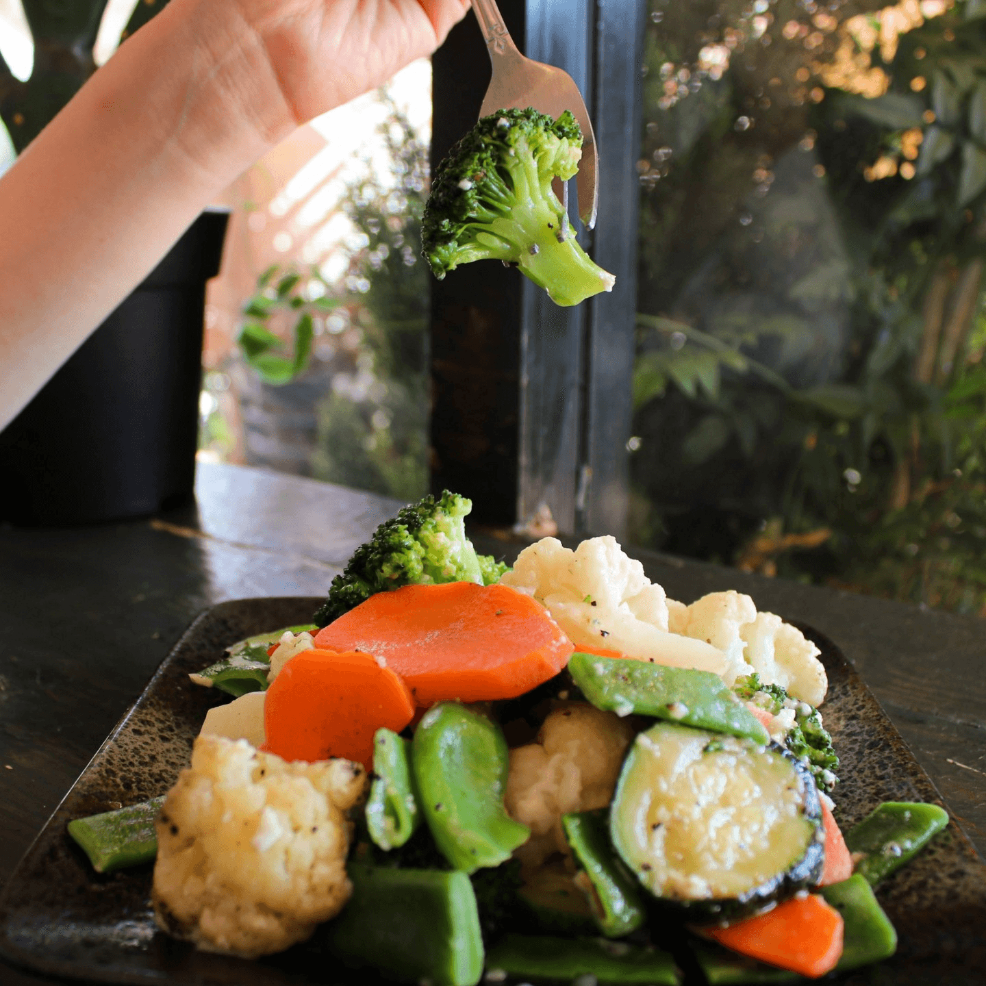 Quebobs Mediterranean Restaurant Best halal food in Los Angeles, CA