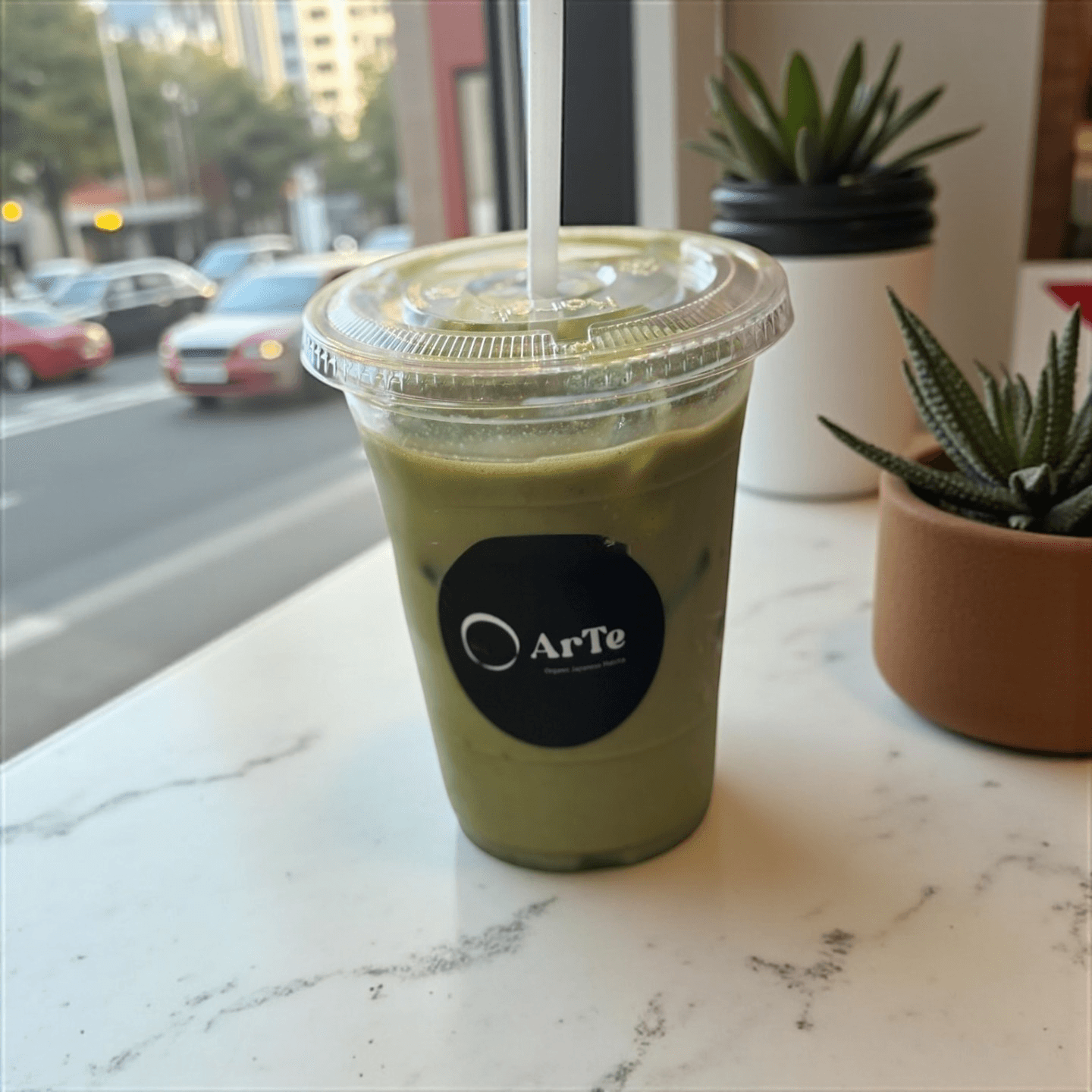 Organic Drinks That Complete the Moment