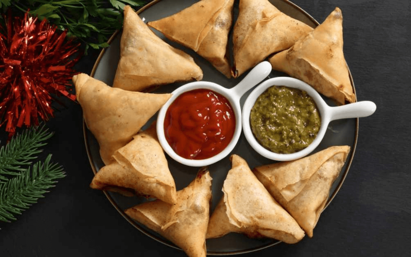 Experience the Crispy Delight of Samosas