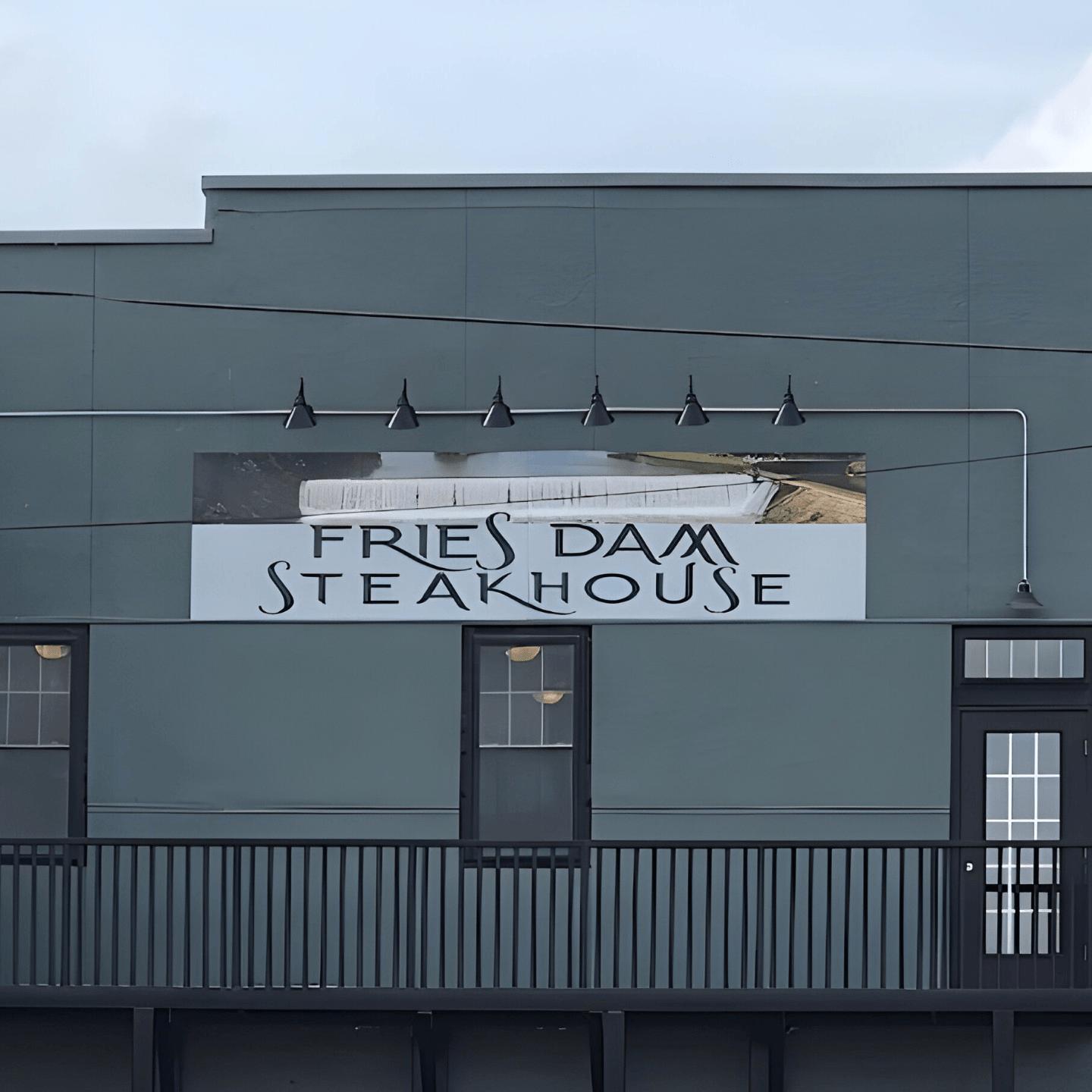 Welcome to Fries Dam Steakhouse🥩