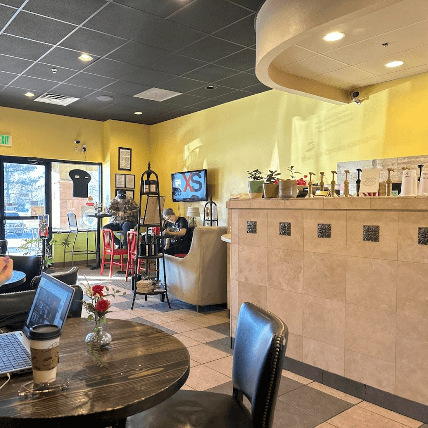 Why Visit Zoe’s Coffee House?