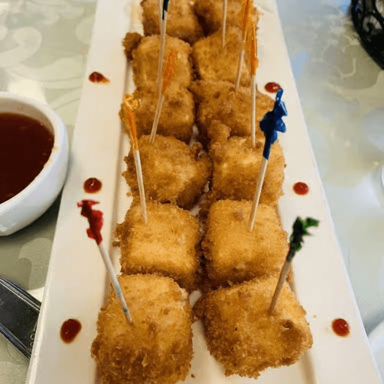 F9. Stir Fried Tofu & Lemongrass.