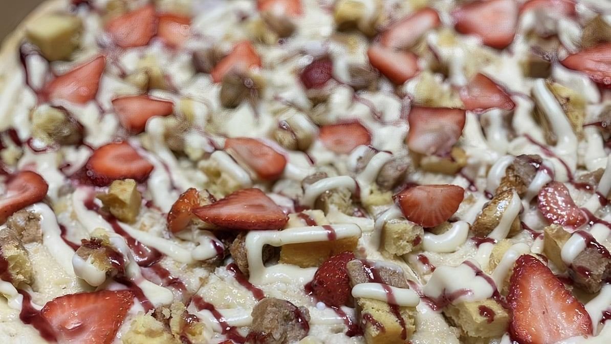 Dessert Sampler Pizza.