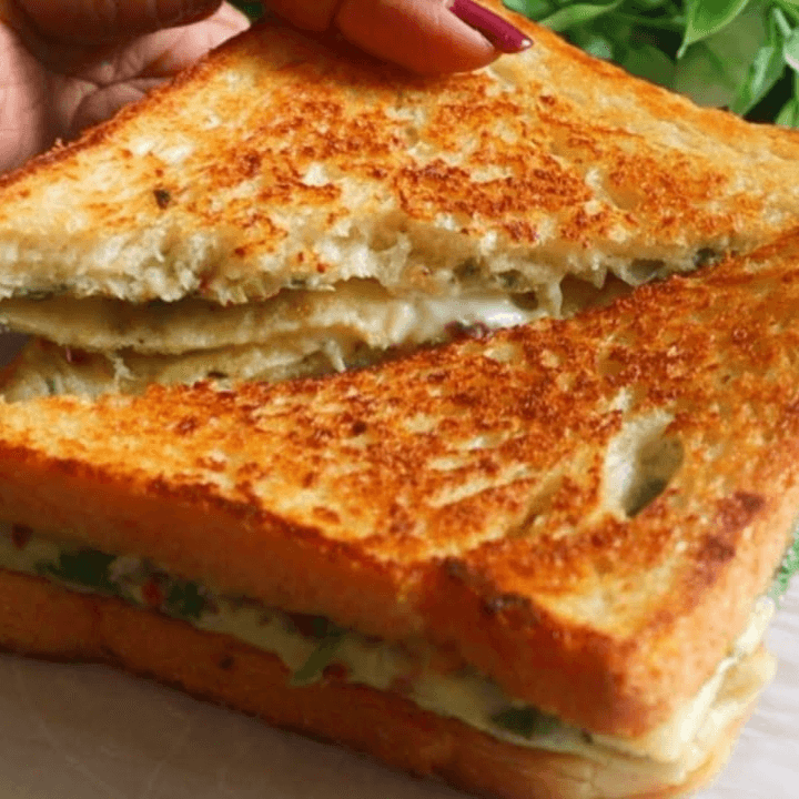 Spicy Omelette with bread.